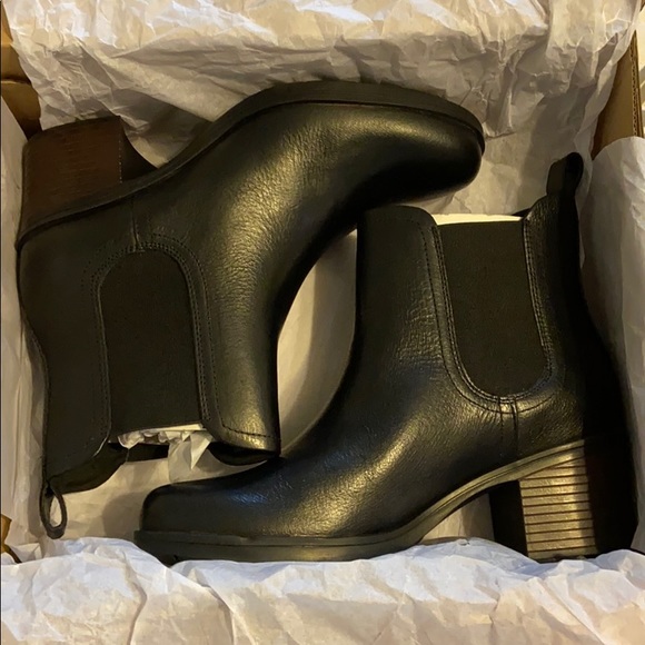 Black boots from Clarks - Picture 1 of 5